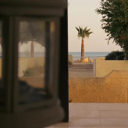 Leo Boutique Beachfront * Айя-Напа